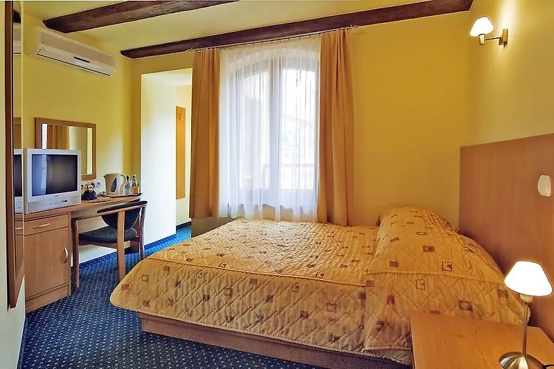 Hotel Alexander Krakov 3*,  Polsko