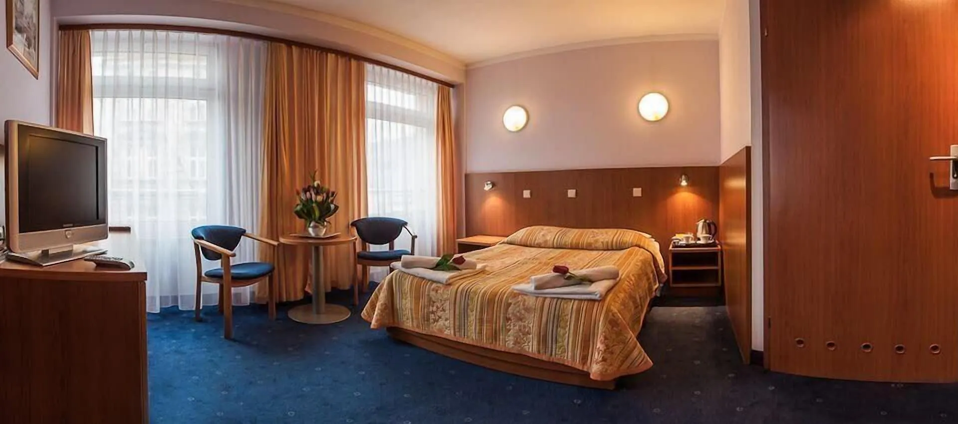 Hotel Alexander Краков 3*,